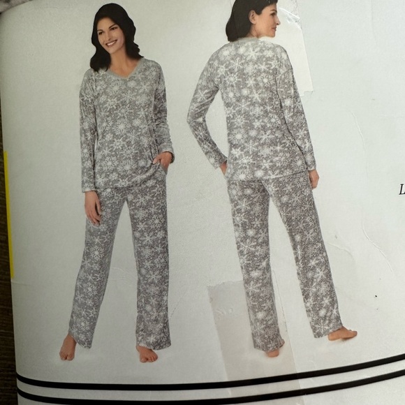 Nautica Gray and White silky stretch fleece Women's Sleepwear Set small - Picture 3 of 4